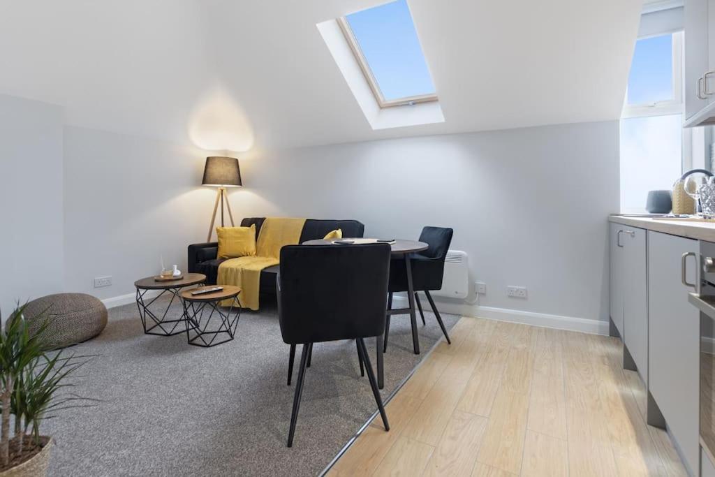 Modern Apartment Free Off Road Parking King Bed Suite 9 Nottingham Esterno foto
