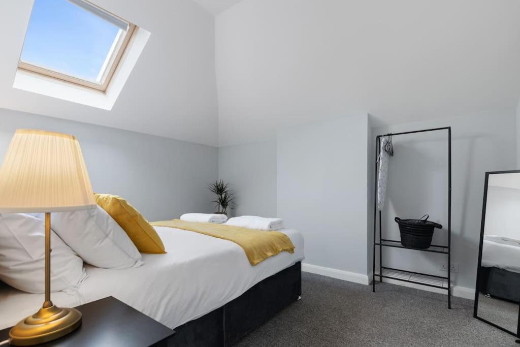 Modern Apartment Free Off Road Parking King Bed Suite 9 Nottingham Esterno foto