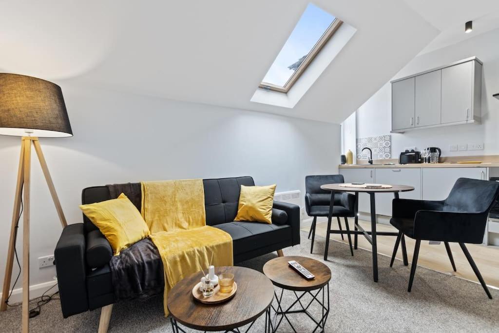 Modern Apartment Free Off Road Parking King Bed Suite 9 Nottingham Esterno foto